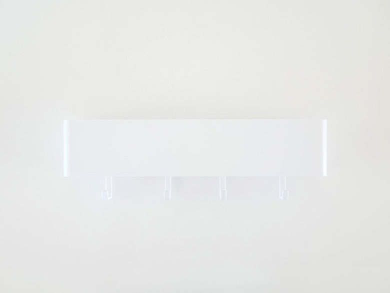 マグネットで壁に取り付けるYAMAZAKIの収納ラック