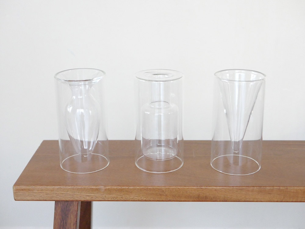 POSH LIVING製透明ガラスフロートベース、直径8cm高さ15cmの円柱形デザインでキッチンやサーブウェアとして使用可能