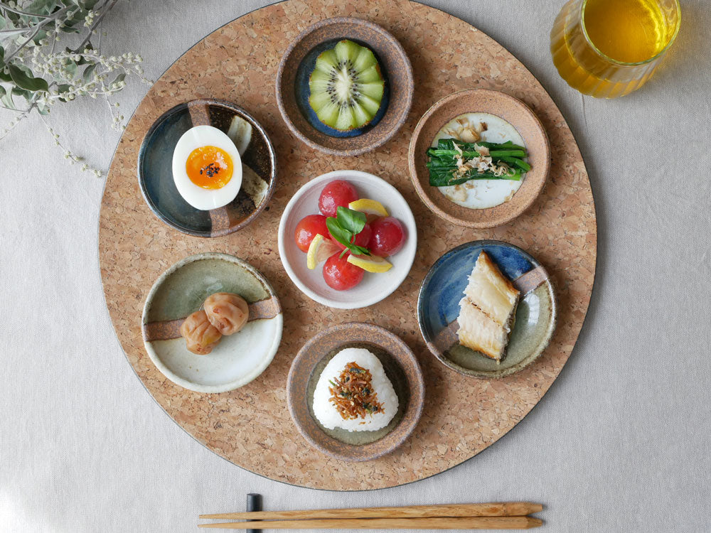 adepeche OTOHAの白陶器豆皿