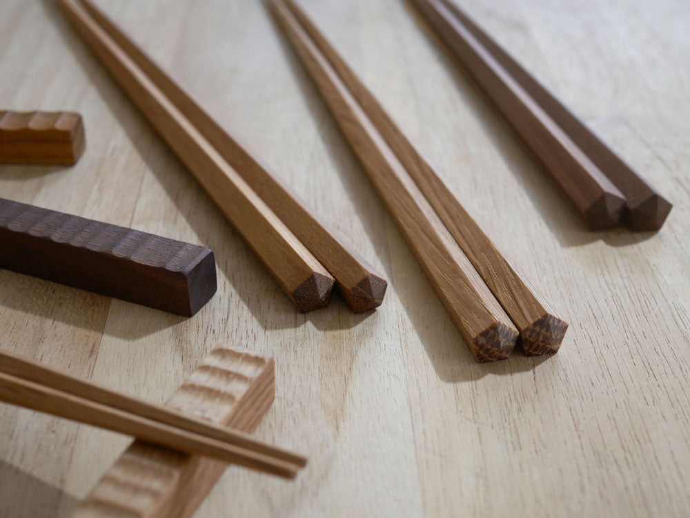 Hinata Lifeのウォルナット製五角チョップスティック