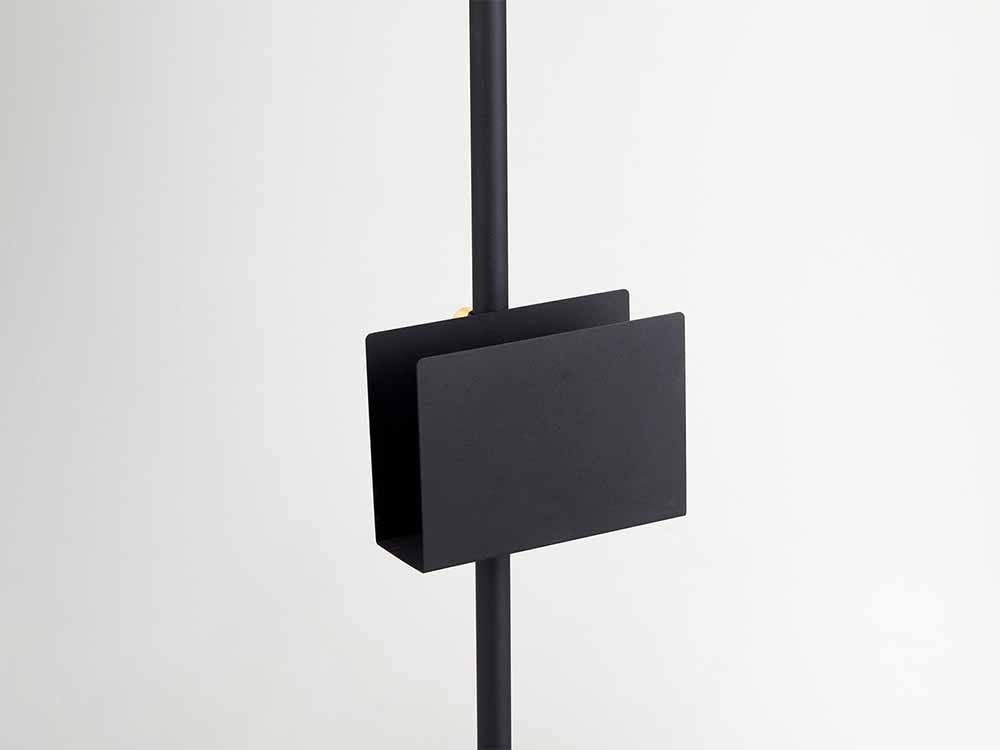 DRAW A LINEの022ブックラック、縦取り付け専用