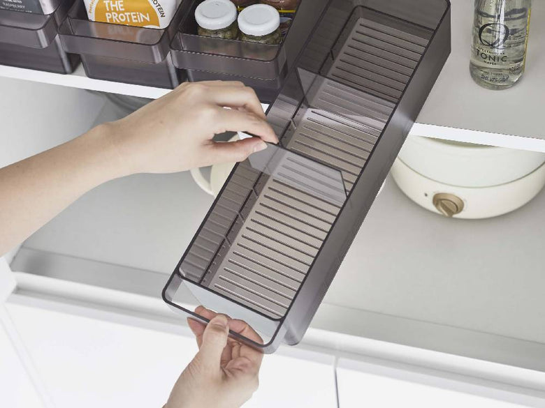 タワー製冷蔵庫用仕切り付き収納ケース