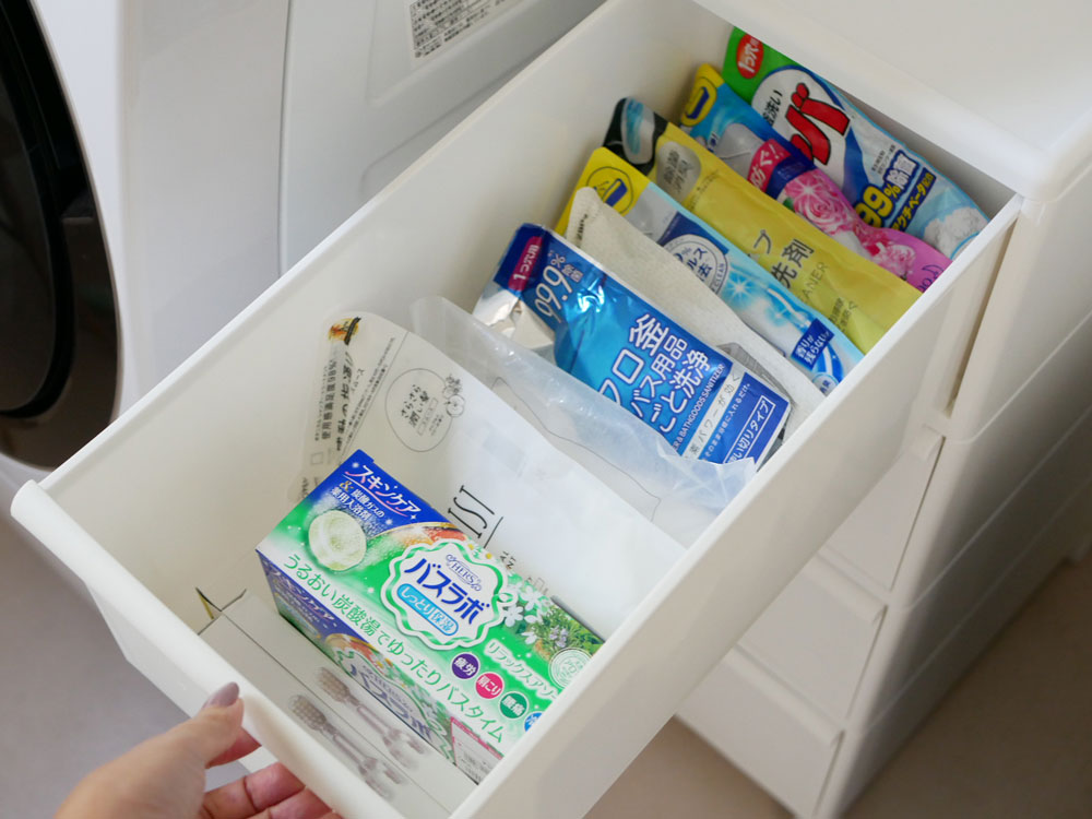 like-it/ライクイットの4段キャスター付きスリムストレージ