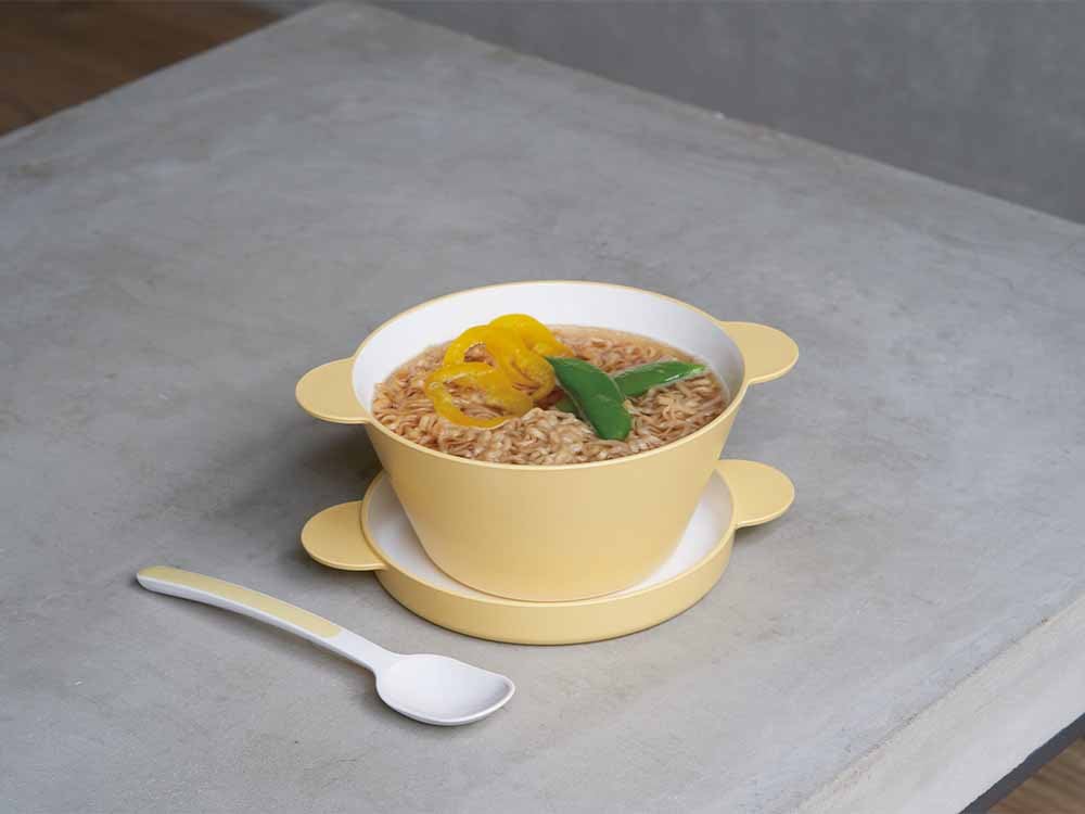 タックのイエローキッズスープボウルセットの食器一式