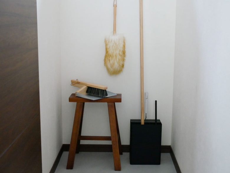 タワータイプのクリーナーツールオーガナイザー