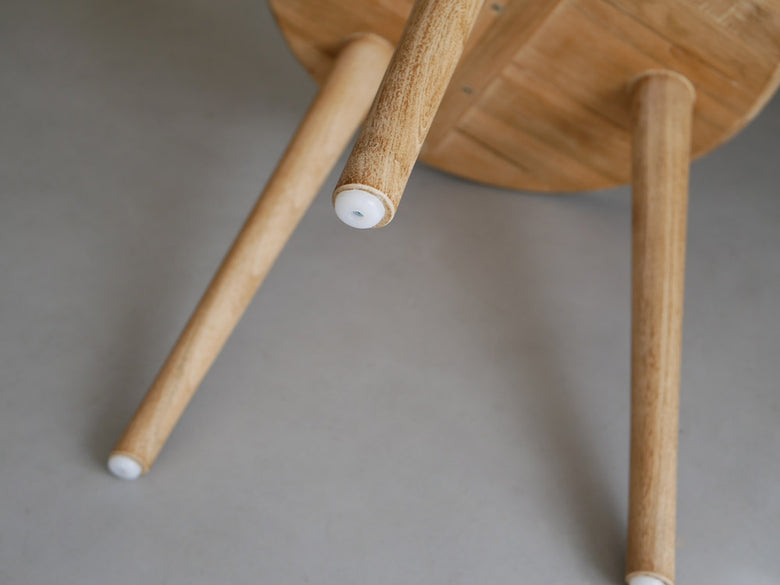 サンフラワーラタンのチーク無垢材サイドテーブル