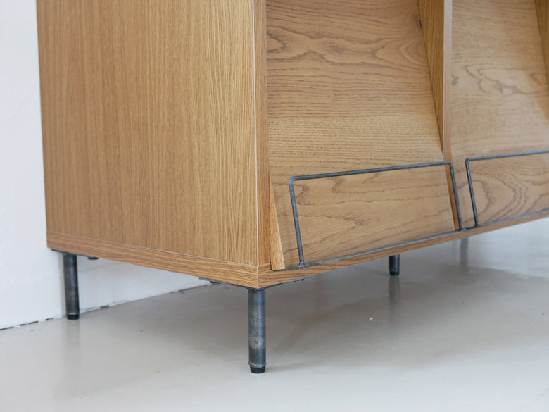 a.depeche製オーク突板とアイアンのレコードラック