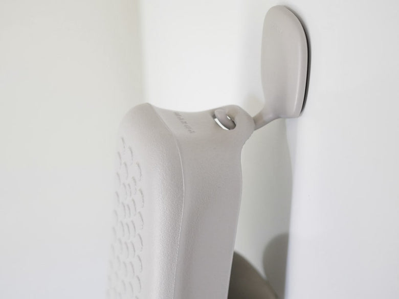 マーナ製銀色EVA樹脂お風呂用スリッパ