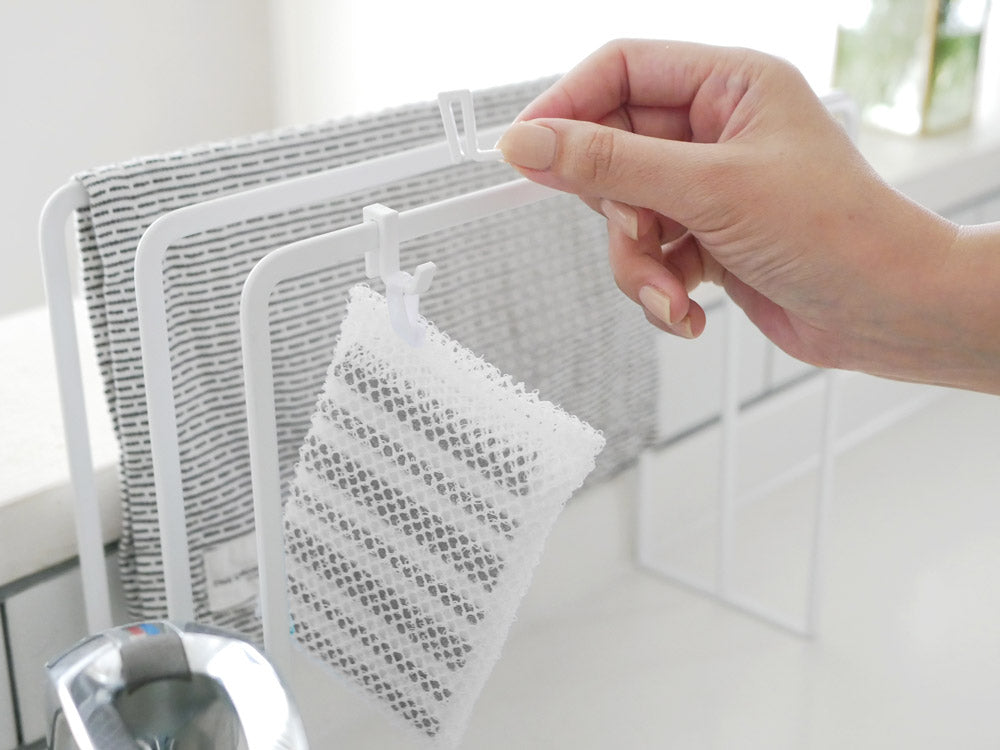 YAMAZAKIのタワー型布巾ハンガー