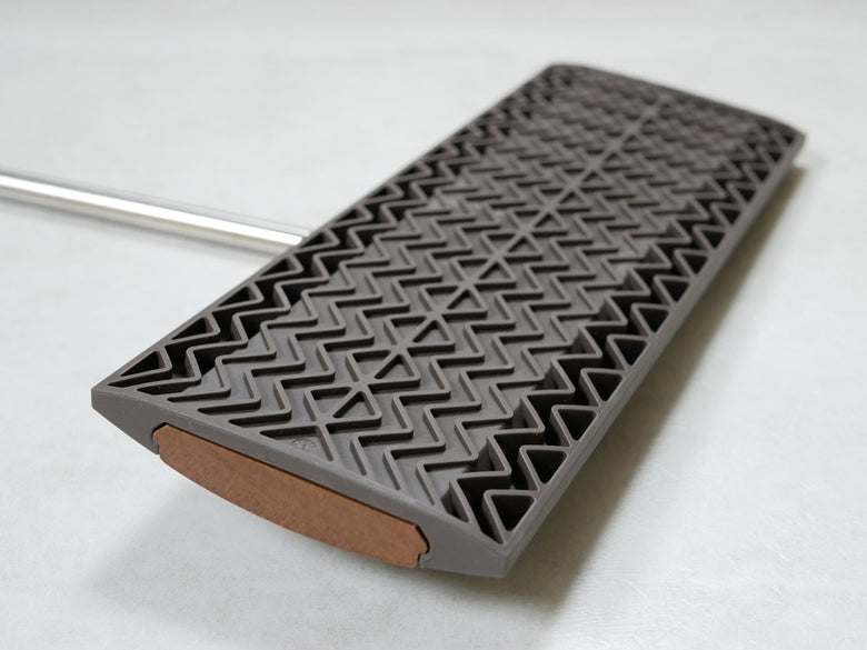 ティディ フロアーワイプ 銀・チタン・カーボンファイバー素材