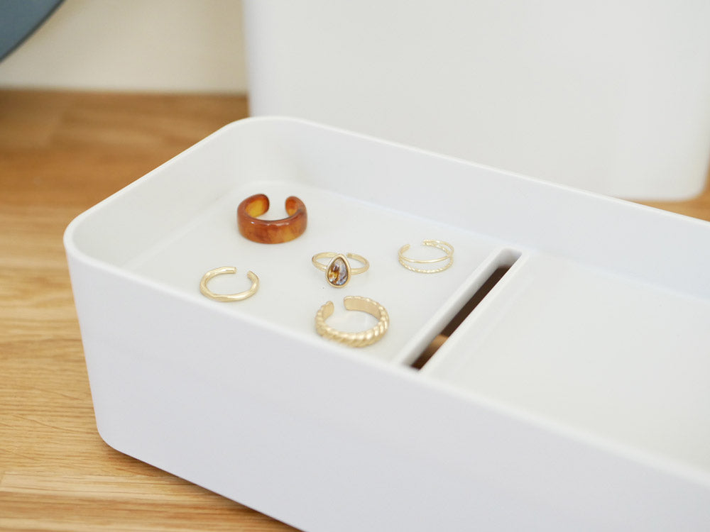 like-itの携帯用メイクボックス