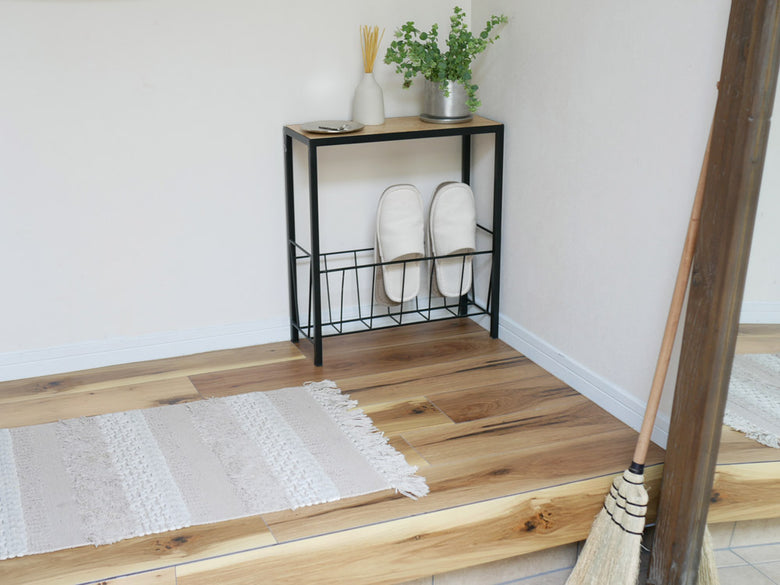 アイアンとマンゴーウッドのマガジンラック