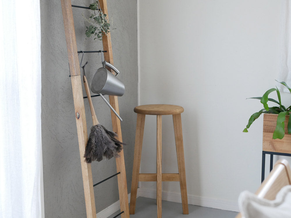 DULTONのフェザーダスター、竹ハンドルと羽毛ブラシ