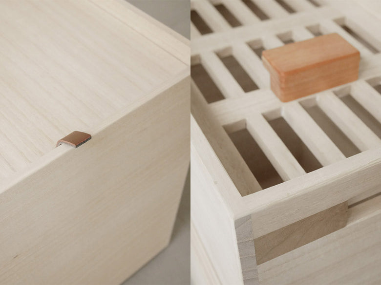 ブラックチェリー仕上げのキャスター付き野菜箱