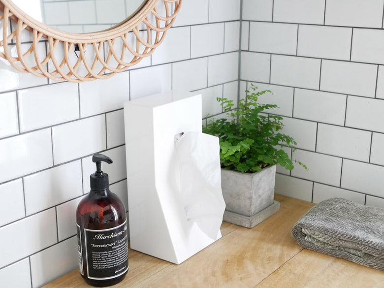 デュエンデの縦置きティッシュスタンド