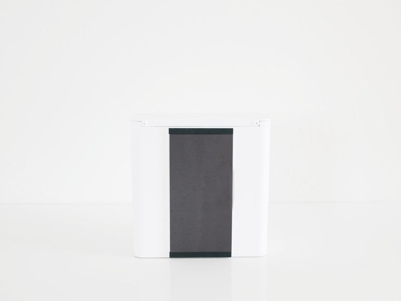 銀色タワー型マグネット洗剤ボールストッカー