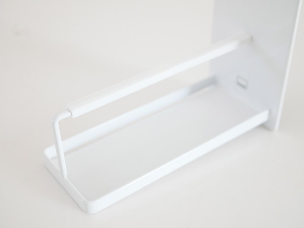 タワーのマグネットバスルームスマートフォンスタンド