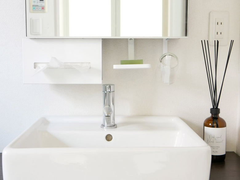 タワー製洗面戸棚下ペーパーボックスホルダー