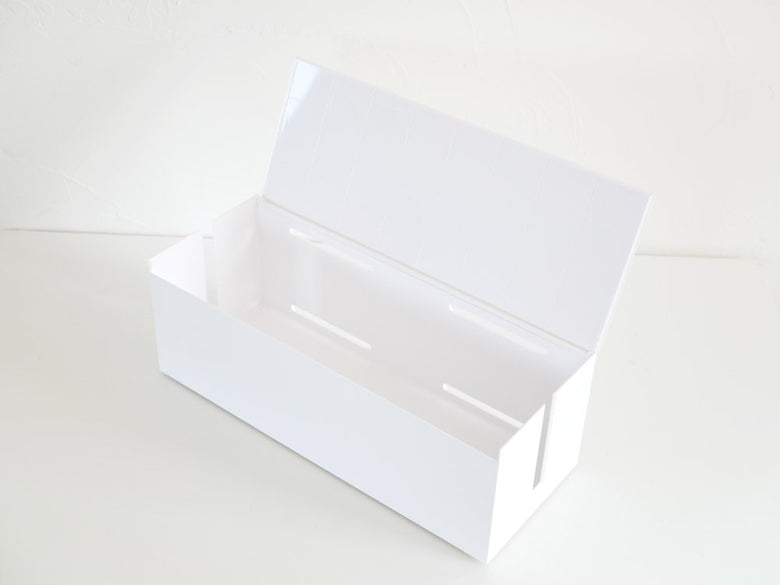 YAMAZAKIスマート製テレビ裏ケーブルボックス