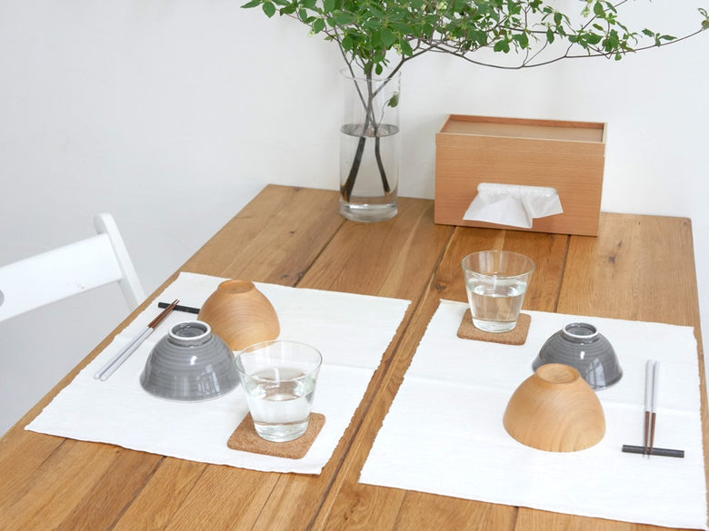 ホーンプリーズ リューズガラス製ティーグラス。リサイクルガラスを使用した手作りの250mlと150mlサイズ