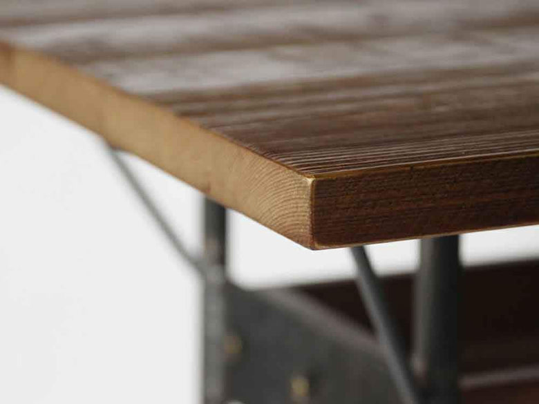 パイン無垢材と鉄製脚のWARM LDテーブル