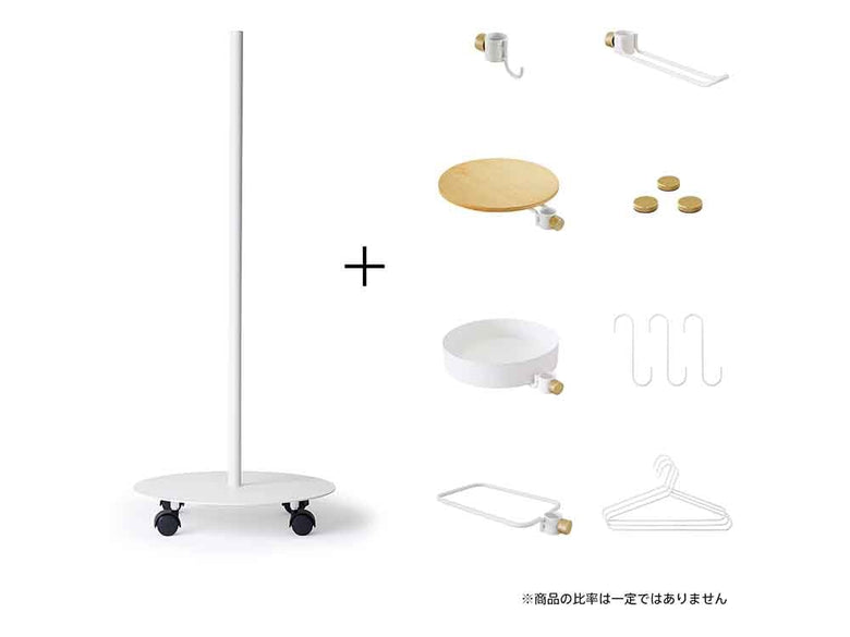 ランプと観葉植物が配置された照明器具