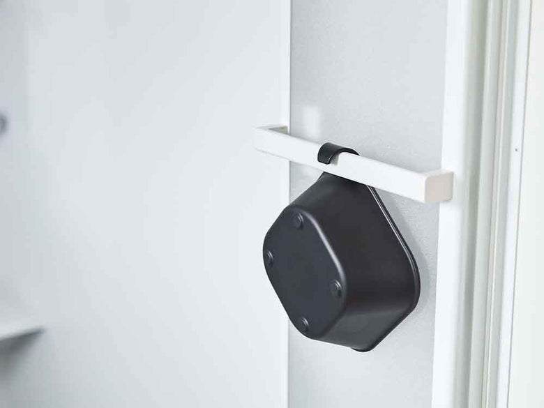 YAMAZAKIタワーのマグネット＆引っ掛け湯おけ