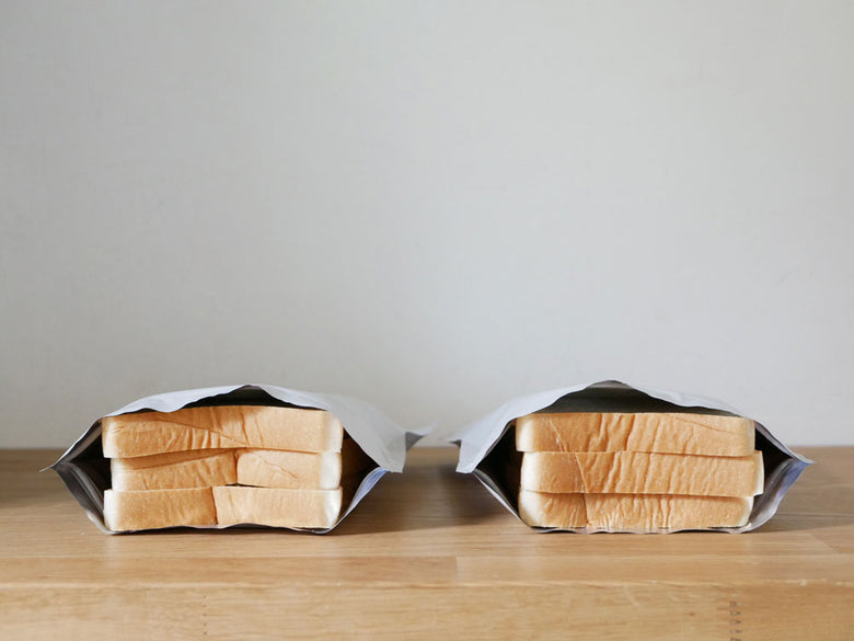 MARNAマーナの2枚入りパン冷凍保存袋パッケージ