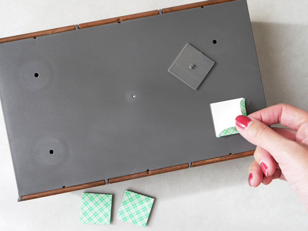 ideacoのWALL PTペーパーケース、マット仕上げ