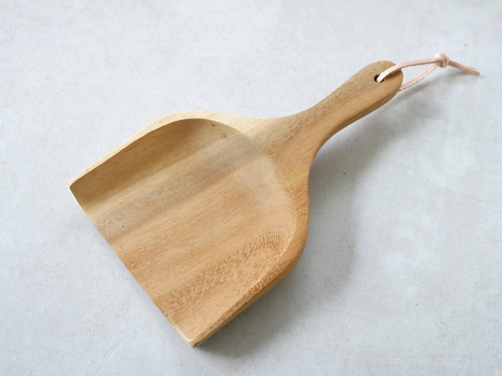 Horn Pleaseのアカシア木製ダストパン