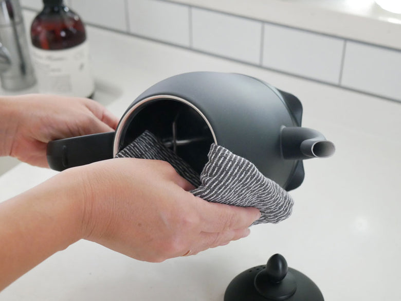 ラッセルホブスのステンレス製電気カフェケトル