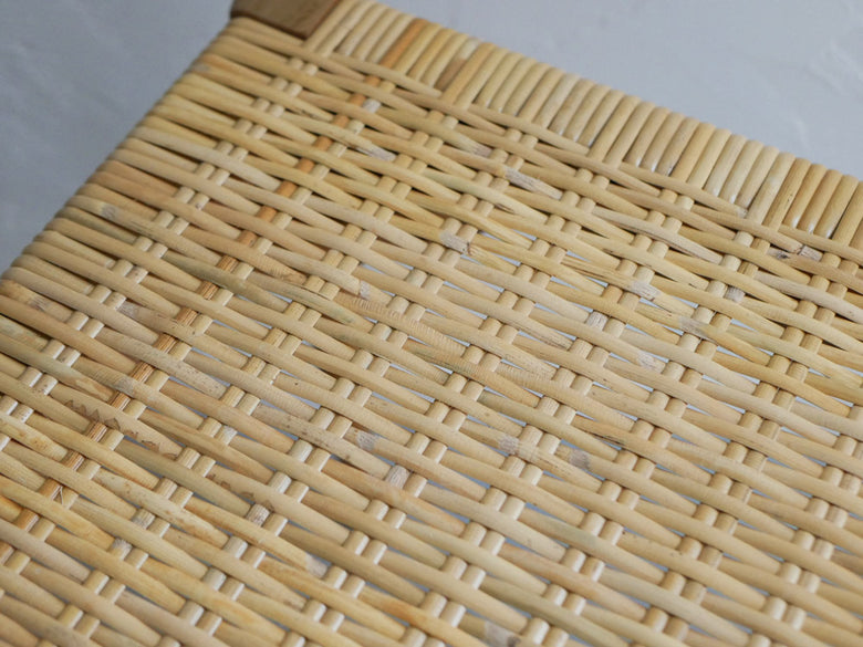 チークと籐のIDENTITYスツール＆ベンチ