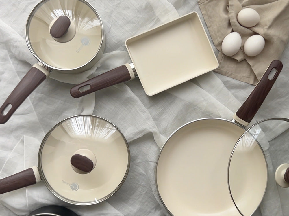 GREEN PAN（グリーンパン）ウッドビーシリーズのフライパンセットとガラス蓋