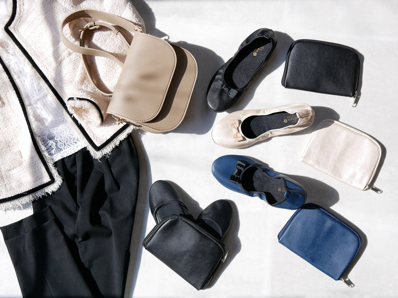 パラデックのPlier Classic携帯スリッポンプレーン。合成皮革とデニム素材を使用した多機能ショルダーバッグ兼バックパック