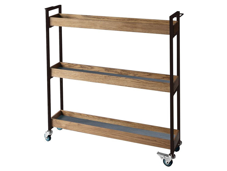 adepecheアデペシュのPOLポルムービングワゴンが木製棚としてキッチンに配置されている様子