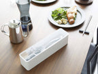 蓋付きロングカトラリーケース「tower」。アクリルフタとABS容器でキッチンのカトラリーや食器を整理するデザイン