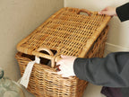 クレエのラタン製運べる収納バスケット。ハンドル付きで家庭用品として最適な自然素材のバスケット