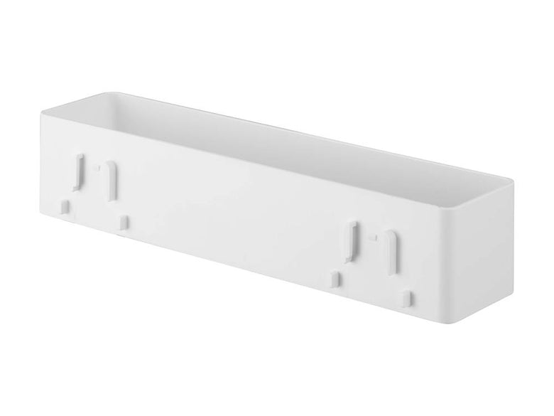 ABS樹脂製の【MIST/ミスト】フィルムフックラック W30、幅30cmに4つのフィルムフックが取り付けられている様子