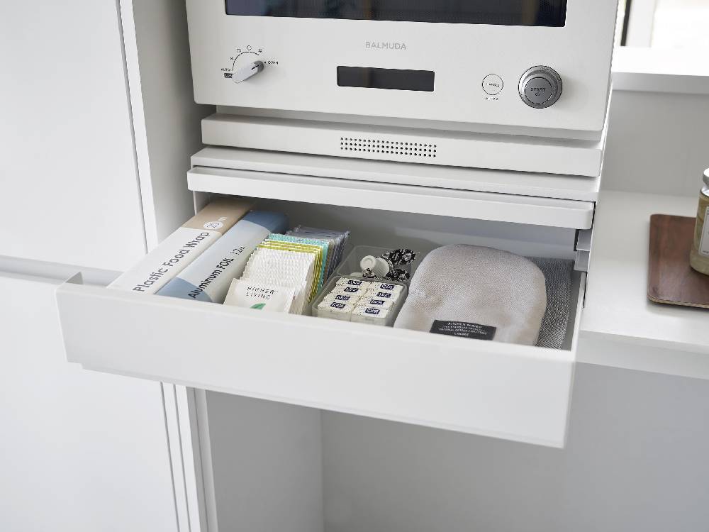 ツーウェイキッチン家電下引き出しとスライドテーブルを備えたホワイトカラーのスチール製キャビネット