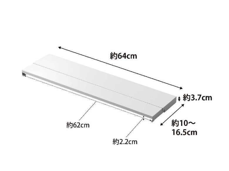 スチール製の60cmコンロ用奥行伸縮排気口カバーがビルトインガスコンロの排気口に取り付けられている様子
