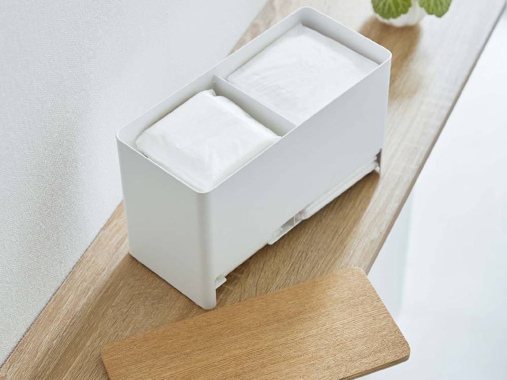 RIN/リン 分別サニタリー収納ホルダー。スチール製本体に天然木蓋が付いており、ティッシュやペーパータオルを整理して収納できる家庭用収納ホルダー