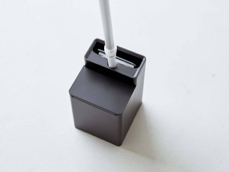 クリーナーシート収納付きプラスチック製トイレワイパースタンド【タワー】