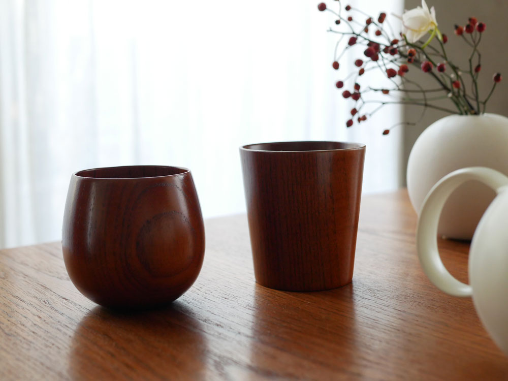 ブラウンの天然木ナツメ製食洗機対応カップ