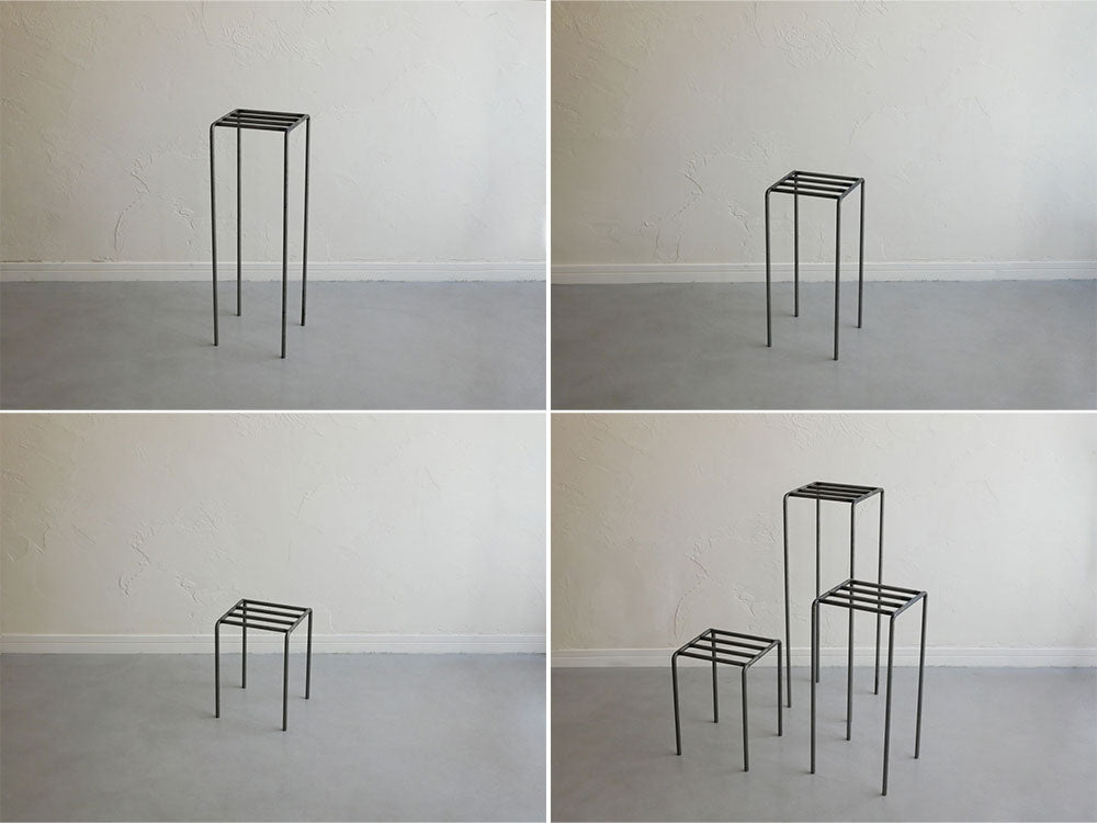 ウエストビレッジトーキョーのアイアンディスプレイプラントスタンドが木製フローリング上に配置された様子