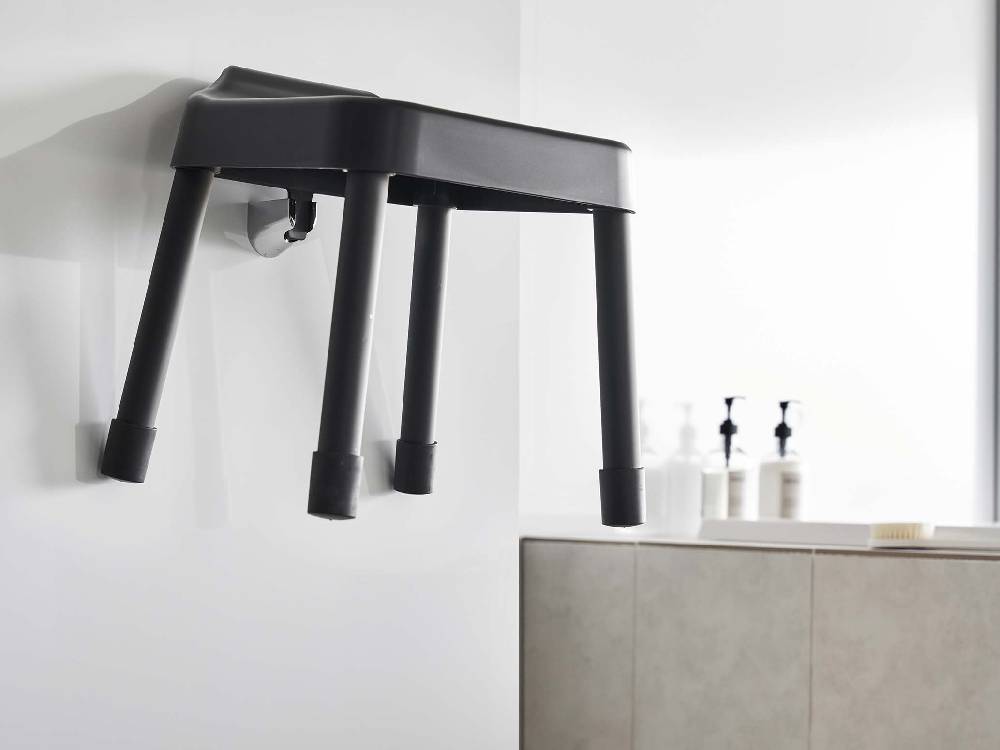 MIST/ミスト引っ掛け風呂イス SH30のグレーとシルバーのプラスチック製ステュール