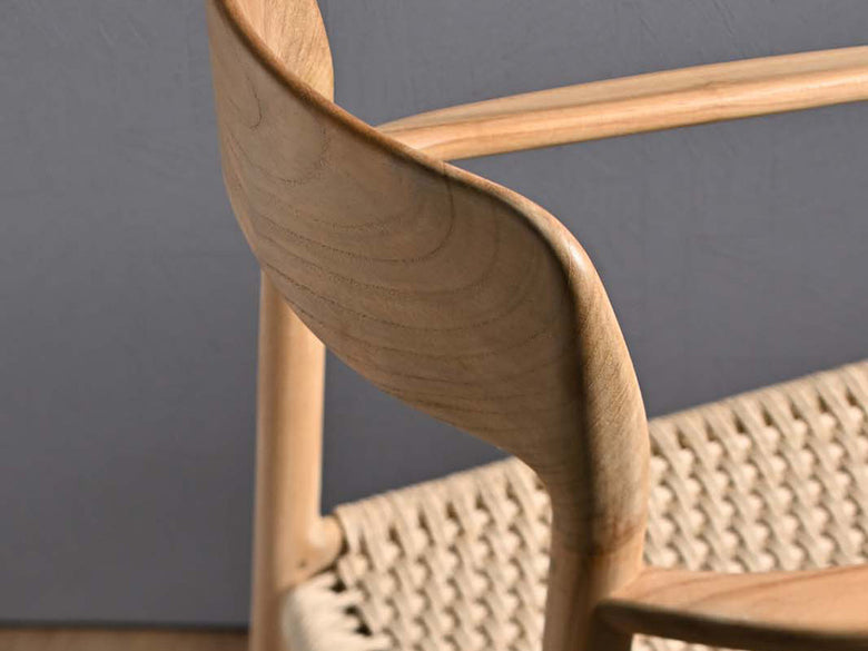 サンフラワーラタン製HOKOSペーパーコード×チークダイニングチェア、アームレスト付きのアウトドア用ウィッカー椅子