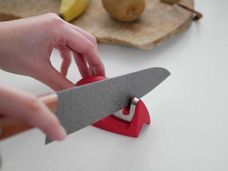 協和工業のスーパーストーンバリア包丁と専用シャープナーのセット