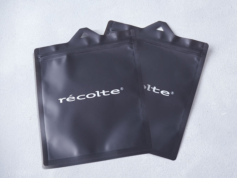 レコルト コードレス カプセルカッターボンヌが入った紙製ショッピングバッグ