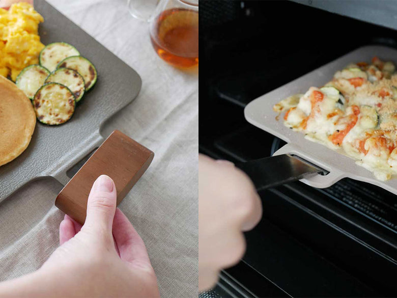 「Dr.HOWSのアルミ製ソリッドミニグリルパンと木製ハンドルを使用して調理中の様子」