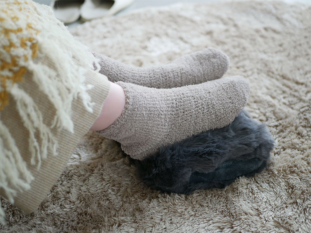 QUADSクワッズ蓄熱式湯たんぽtoron IV（チャコールグレー）の画像